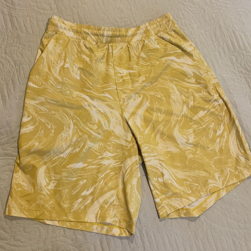 Lululemon Pace Breaker 9” Linerless shorts